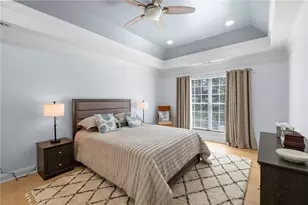 825 Overhill Ct, Atlanta, GA 30328 - Photo 27