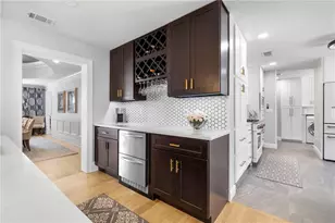 825 Overhill Ct, Atlanta, GA 30328 - Photo 11