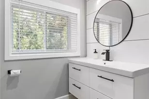 825 Overhill Ct, Atlanta, GA 30328 - Photo 41