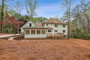 8025 River Cir, Sandy Springs, GA 30350 - Photo 23