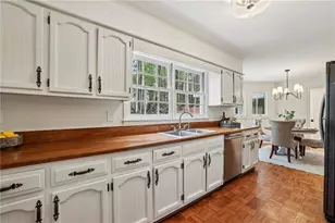 8025 River Cir, Sandy Springs, GA 30350 - Photo 7