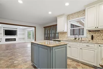 4271 Edgewater Drive NW, Kennesaw, GA 30144 - Photo 11