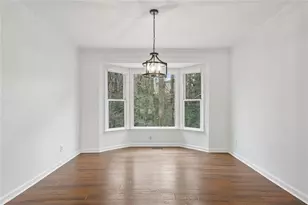 4271 Edgewater Dr NW, Kennesaw, GA 30144 - Photo 9