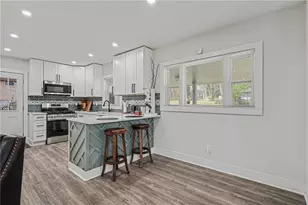 2762 Connally Dr SW, Atlanta, GA 30311 - Photo 13