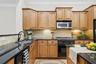 1604 Lexington Dr, Roswell, GA 30075 - Photo 3