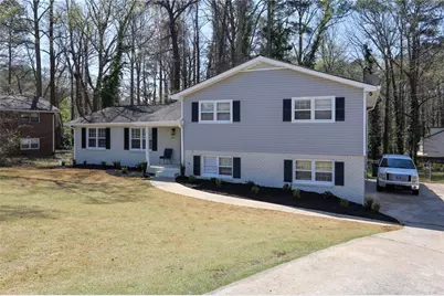 3187 Kennesaw View Drive SW, Marietta, GA 30064 - Photo 9