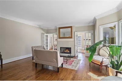 1097 Sheridan Park NE, Atlanta, GA 30324 - Photo 9