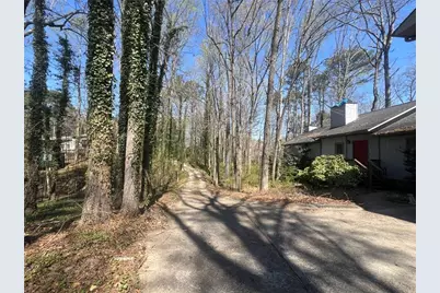 380 Madeira Circle SW, Smyrna, GA 30082 - Photo 41