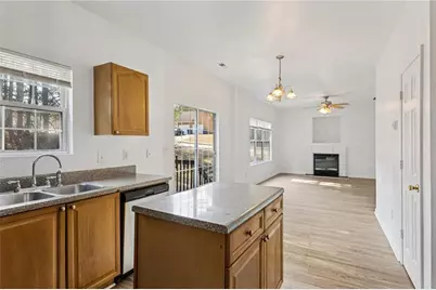 5896 Village Loop, Fairburn, GA 30213 - Photo 5