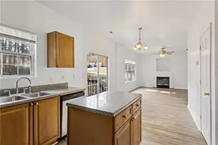 5896 Village Loop, Fairburn, GA 30213 - Photo 5