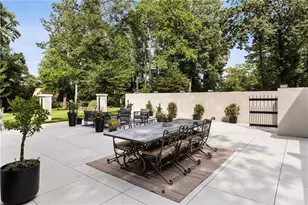 9650 Coleman Rd, Roswell, GA 30075 - Photo 11