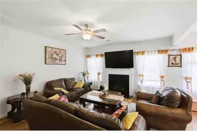 305 Eleanora Crossing, Loganville, GA 30052 - Photo 5