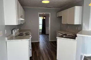 500 Kings Pl, Riverdale, GA 30296 - Photo 7