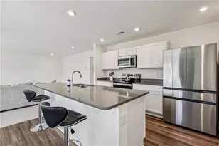 1010 Blossom Ln, Euharlee, GA 30145 - Photo 5