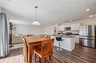 1010 Blossom Ln, Euharlee, GA 30145 - Photo 7