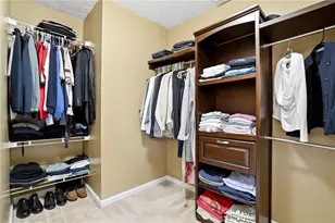 5440 Bentley Hall Dr, Johns Creek, GA 30005 - Photo 17