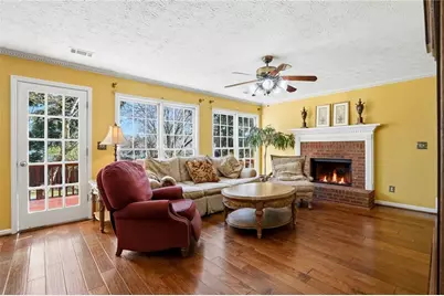 5440 Bentley Hall Drive, Alpharetta, GA 30005 - Photo 7