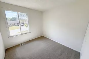 1258 Roman Point Dr, Norcross, GA 30093 - Photo 11