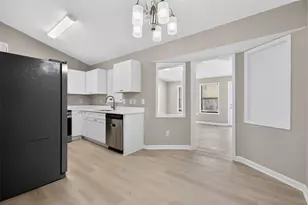 1436 Sage Brook Ct, Lawrenceville, GA 30043 - Photo 15