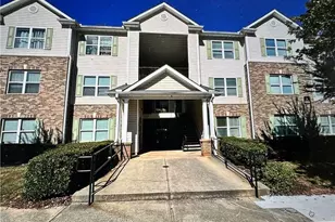 3203 Fairington Ridge Cir, Lithonia, GA 30038 - Photo 1