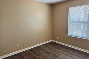 3203 Fairington Ridge Cir, Lithonia, GA 30038 - Photo 7