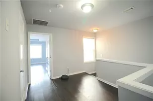 1727 Tailmore Ln, Lawrenceville, GA 30043 - Photo 11