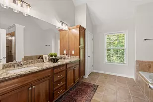 5270 Estates Dr, Atlanta, GA 30349 - Photo 17
