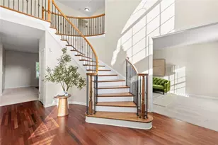 5270 Estates Dr, Atlanta, GA 30349 - Photo 3