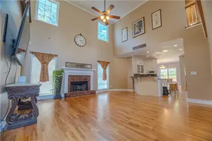 2255 Pinehaven Ct, Grayson, GA 30017 - Photo 3