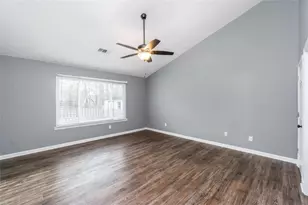 6325 N Glen Dr N, Cumming, GA 30028 - Photo 17