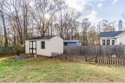 6325 N Glen Drive N, Cumming, GA 30028 - Photo 33