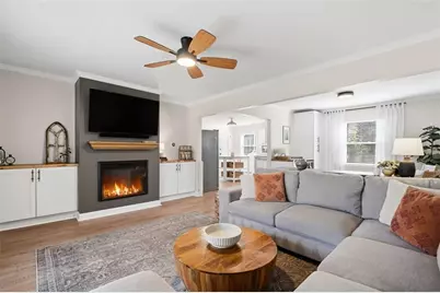 4922 Willow Creek Drive, Woodstock, GA 30188 - Photo 3