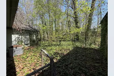 375 Strickland Road, Alpharetta, GA 30004 - Photo 17