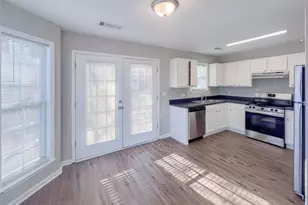 4932 Sunny Ridge Ct, Flowery Branch, GA 30542 - Photo 9