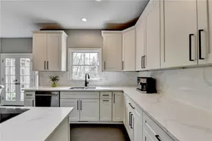 5635 Grove Point Rd, Johns Creek, GA 30022 - Photo 23