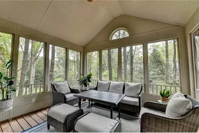 5635 Grove Point Road, Johns Creek, GA 30022 - Photo 63