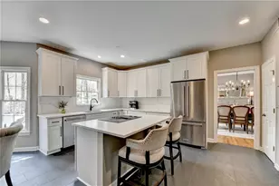 5635 Grove Point Rd, Johns Creek, GA 30022 - Photo 17