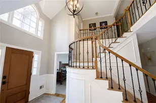 5635 Grove Point Rd, Johns Creek, GA 30022 - Photo 9