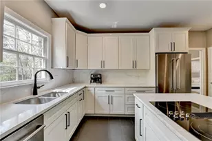 5635 Grove Point Rd, Johns Creek, GA 30022 - Photo 19