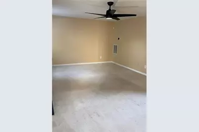 1576 Rogers Crossing Drive, Lithonia, GA 30058 - Photo 3