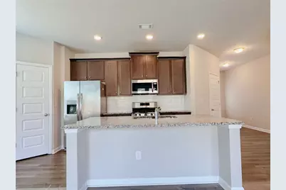3705 Prospect Point Drive, Oakwood, GA 30566 - Photo 7