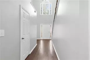 1625 Reynolds Mill Dr, Lawrenceville, GA 30043 - Photo 5