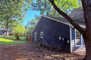 3799 Henry Ct, Acworth, GA 30101 - Photo 3