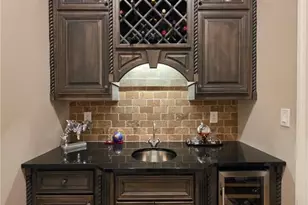 890 Marseilles Dr, Sandy Springs, GA 30327 - Photo 13