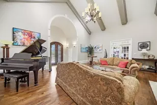 890 Marseilles Dr, Sandy Springs, GA 30327 - Photo 9