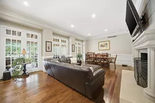 890 Marseilles Dr, Sandy Springs, GA 30327 - Photo 15