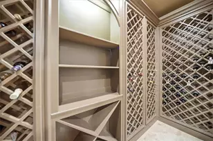 890 Marseilles Dr, Sandy Springs, GA 30327 - Photo 51