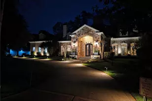 890 Marseilles Dr, Sandy Springs, GA 30327 - Photo 5