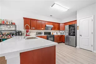 3402 Rustic Trail Ln, Buford, GA 30519 - Photo 13