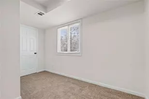 7230 Connell Rd, Fairburn, GA 30213 - Photo 13